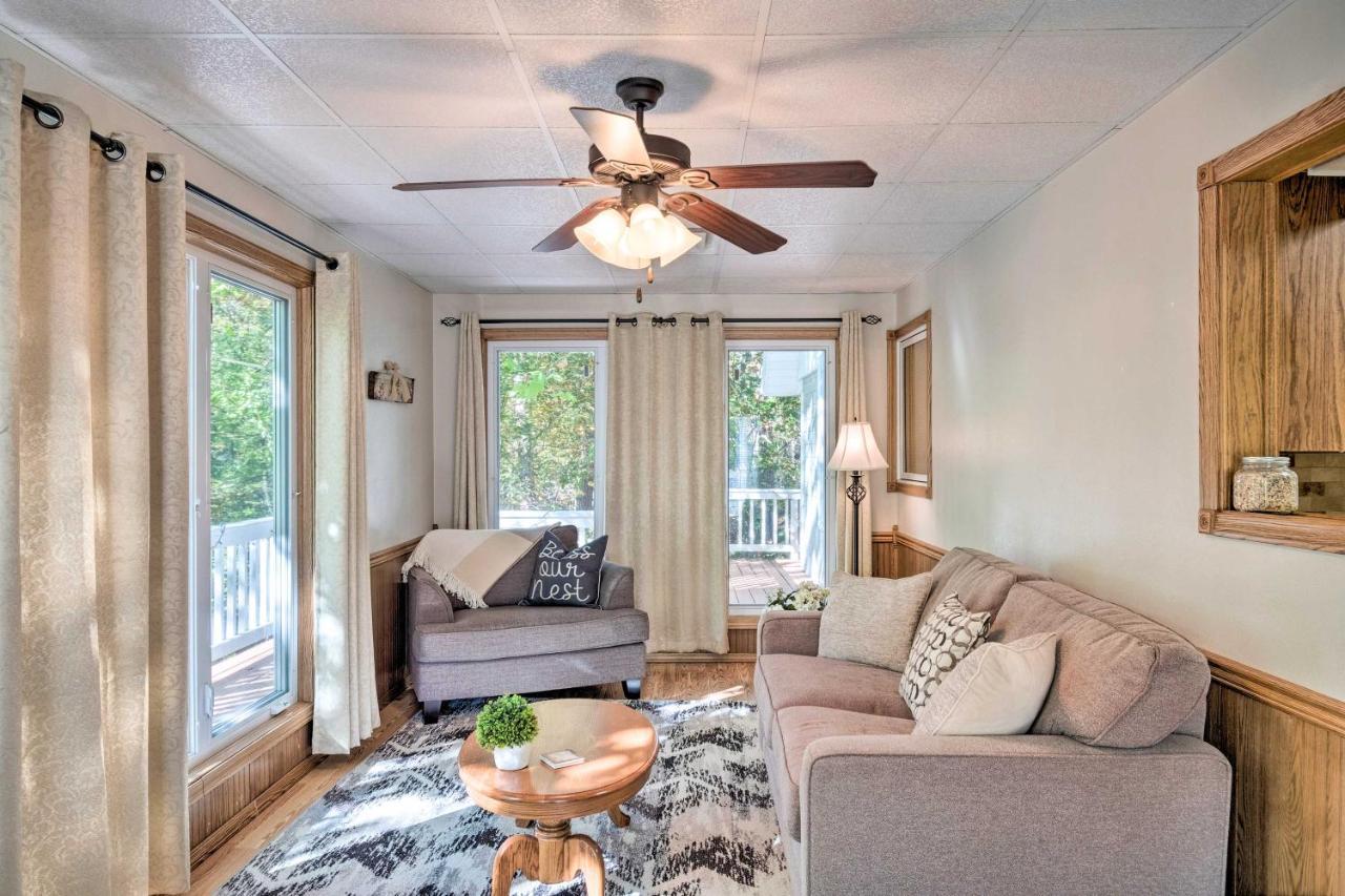 Beautiful Ozark Oasis With Deck Walk To Beaver Lake Rogers Esterno foto