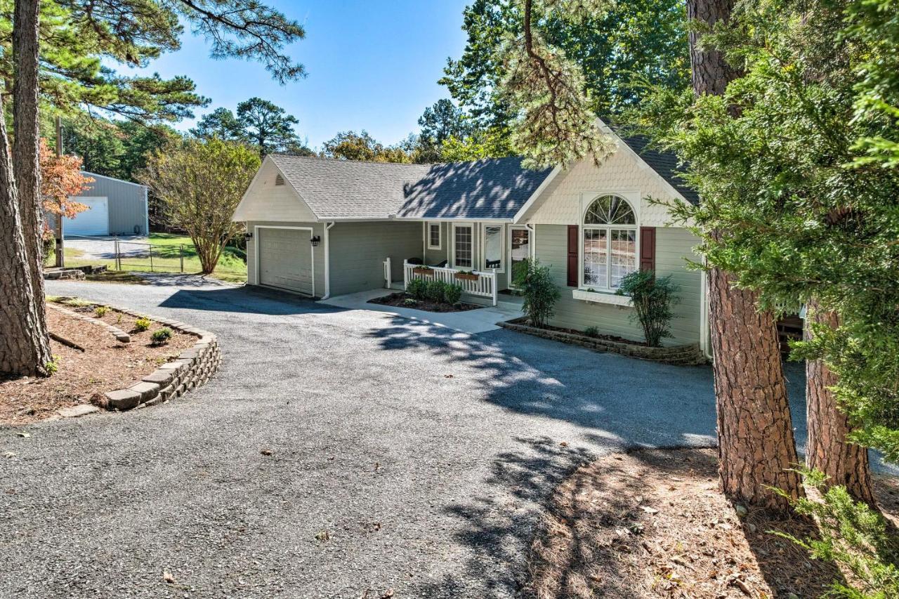 Beautiful Ozark Oasis With Deck Walk To Beaver Lake Rogers Esterno foto